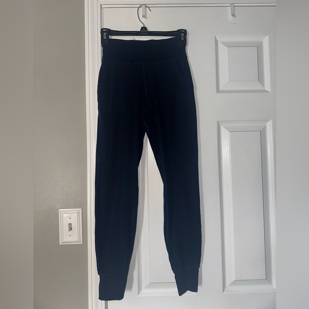 Lululemon Align joggers